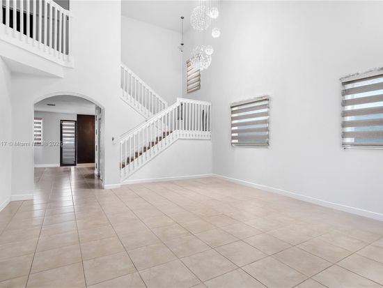 643 SE 37th Ter, Homestead, FL 33033