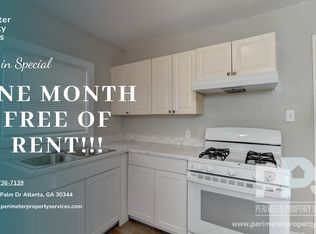 2821 Palm Dr, East Pt, GA 30344