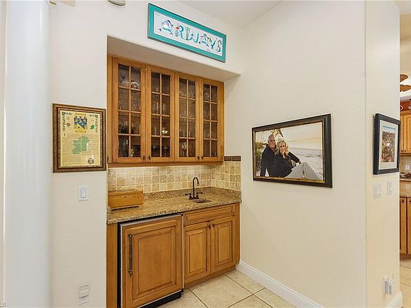 5th image of 3396 Pine Tree Dr