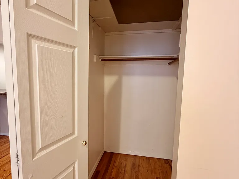 6120 Woodside Ave #2C — Photo 5