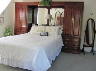 15 Hammersmith Rd #33A, Newport, RI 02840