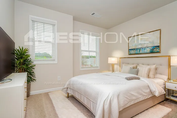 378 Porch View Ln — Photo 9