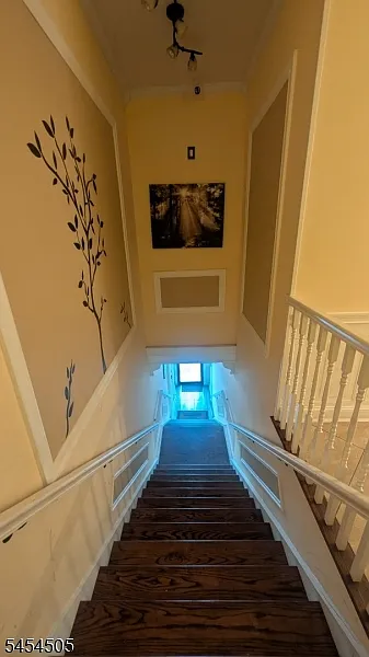 2 bed, 2.0 bath, $2,200 — Photo 3