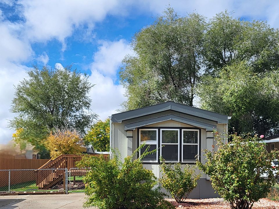 Fully fenced yard.