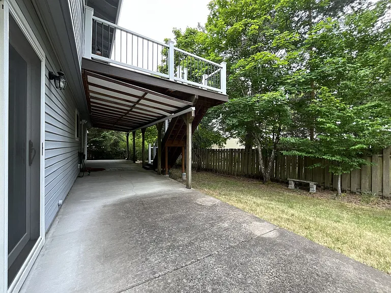 17688 NW Dogwood Ct — Photo 49