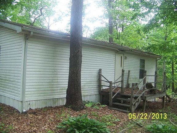 2nd image of 111 Ravenwood Est