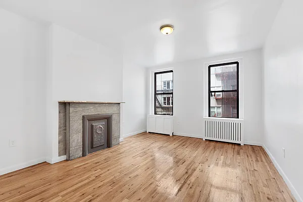 Rented by Cooper & Cooper Real Estate | media 1