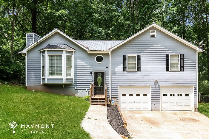 54 Landing Ln