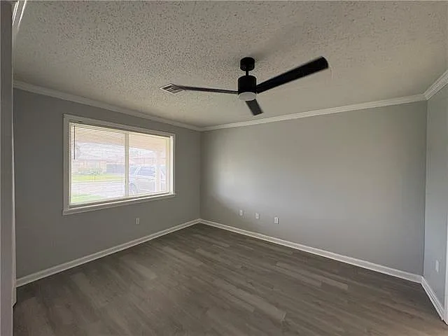 4958 Friar Tuck Dr — Photo 6