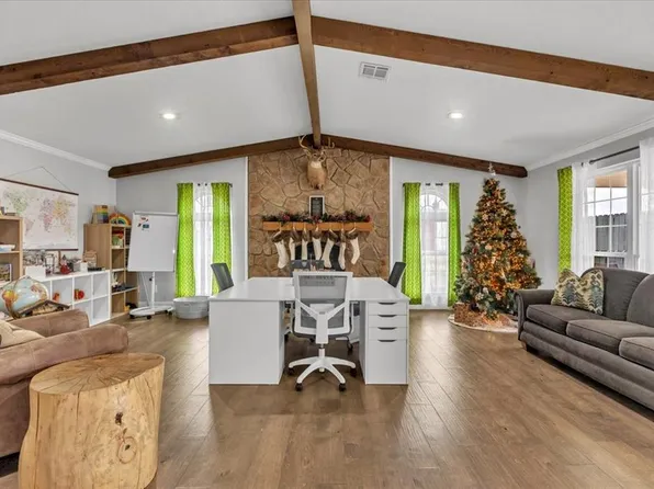 56834 Moccasin Trail Rd, Prague, OK 74864