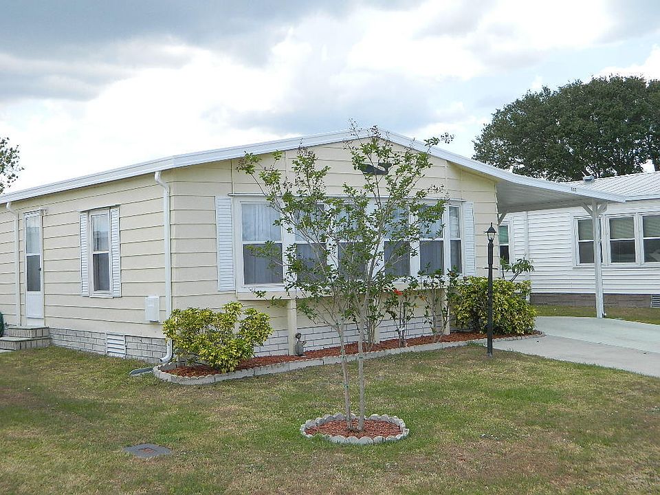 1st image of 707 Amaryllis Dr