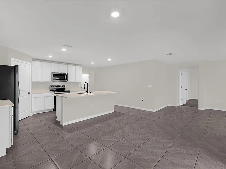9109 SW 45th Ter — Photo 16