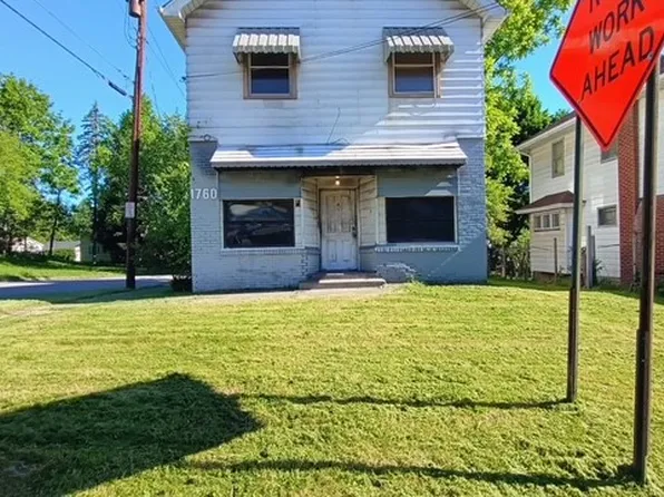 1760 Oakwood Ave #Top, Youngstown, OH 44509