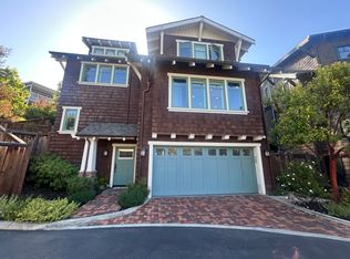 21 Emery Ln, Oakland, CA 94618