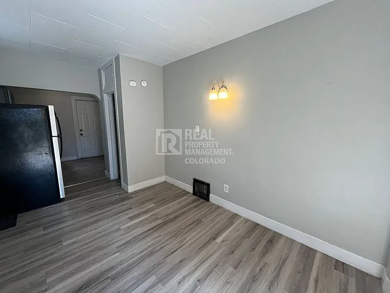 618 N Weber St #104 — Photo 5
