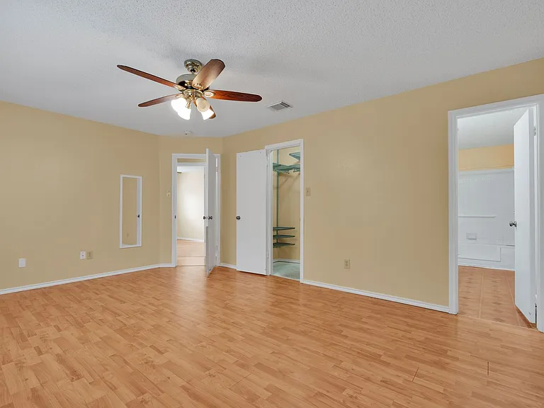 6635 Barton Rock Rd — Photo 12
