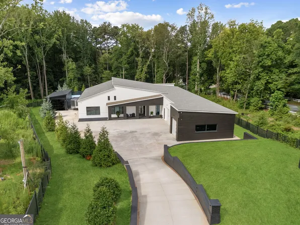 3240 Smithtown Rd, Suwanee, GA 30024