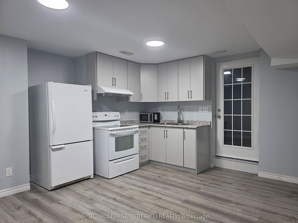 1st image of 100 Chase Cres #Basement