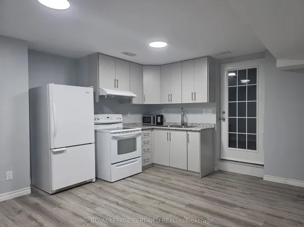 100 Chase Cres #Basement, Cambridge, ON N3C 0C5