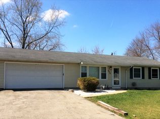 640 Oswego Rd, Valparaiso, IN 46385