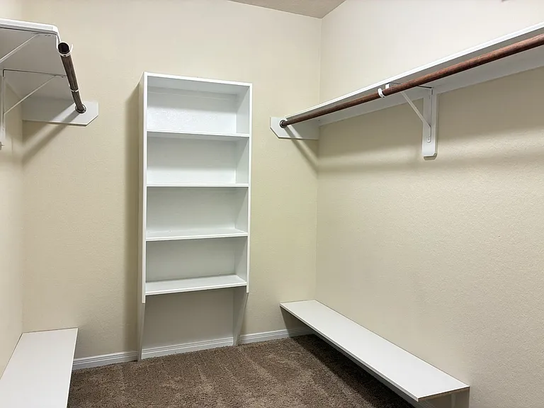2588 Hallmark Oak St — Photo 19