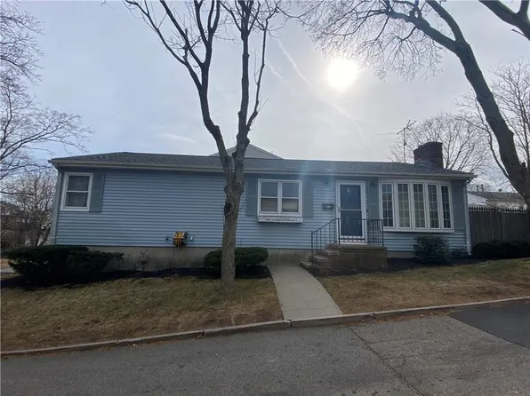 2 Sherman St, Providence, RI 02904