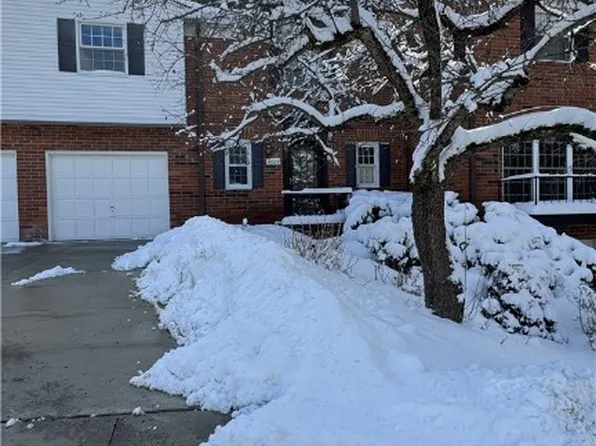 8609 Tanglewood Trl #6, Chagrin Falls, OH 44023