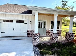 114 Honeysuckle Ln, Sparta, TN 38583