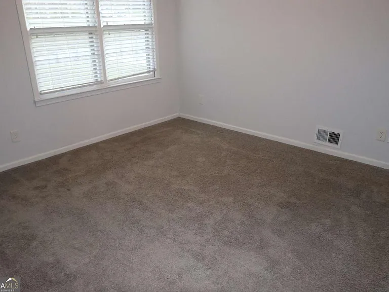 1302 Stephens St SW — Photo 11