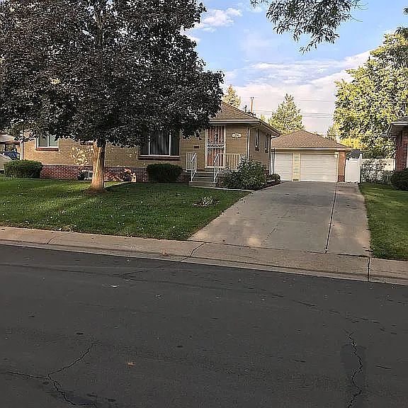 1st image of 206 Beryl Way