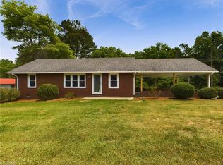618 Louya Rd, Lexington, NC 27292