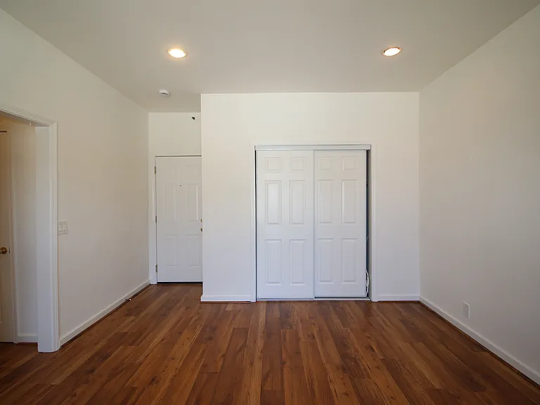 Westmoreland Apartments LLC — Photo 28