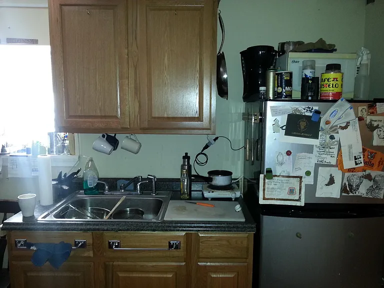 228 S 50th St #8 — Photo 6
