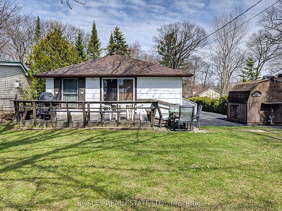 5th image of 310 Tiny Beaches Rd S