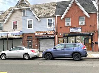 200-26 Hollis Ave #2R, Saint Albans, NY 11412