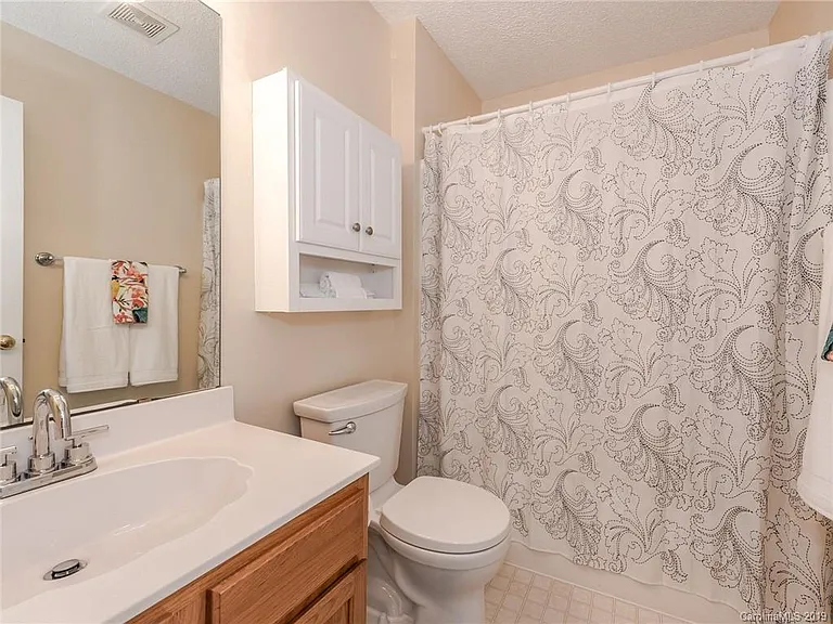 8619 Grey Squirrel Ct — Photo 20