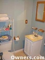 Master bedroom bathroom