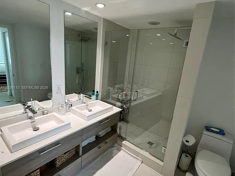45 SW 9th St #1103 — Photo 9