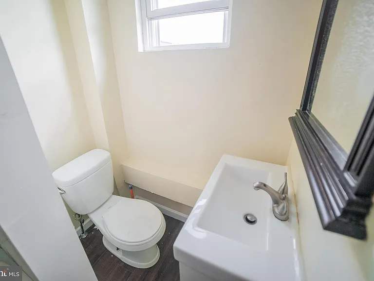 2427 E Allegheny Ave #2 — Photo 20