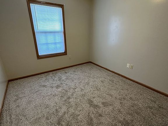 4th image of 212 S Silverwood Ln APT A
