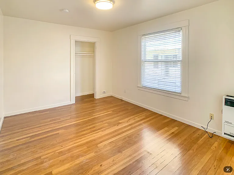 2427 Durant Ave #6 — Photo 7