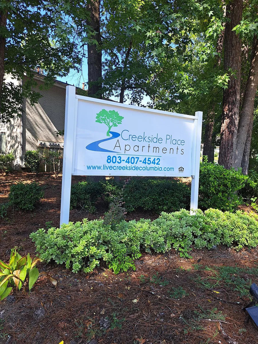 Building Photo - Creekside Apartments