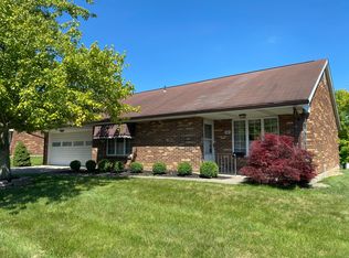 522 Archer Ln, Springfield, OH 45503