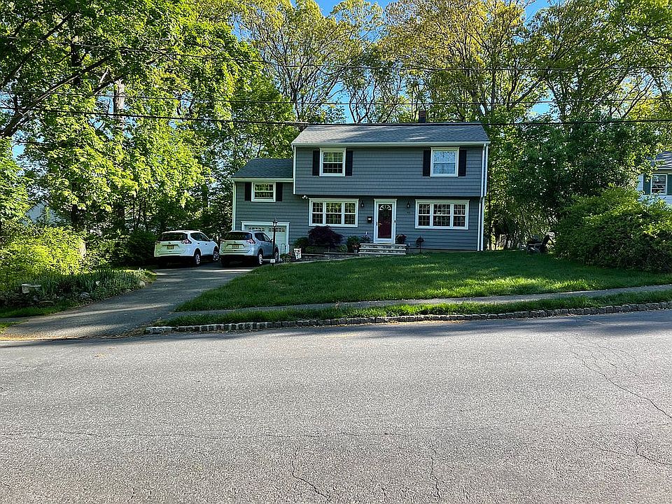 1st image of 90 Glendale Ave