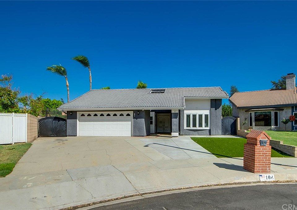 1st image of 108 Cormorant Dr