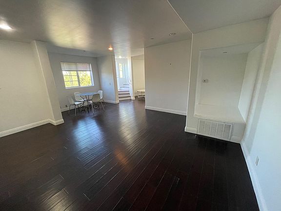 3rd image of 4381 San Blas Ave