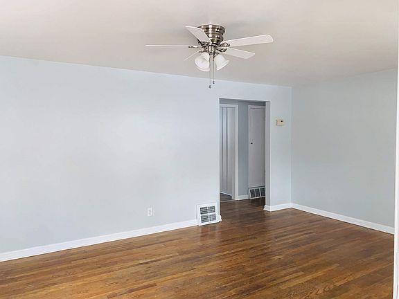 3rd image of 116 Dellenberger Ave