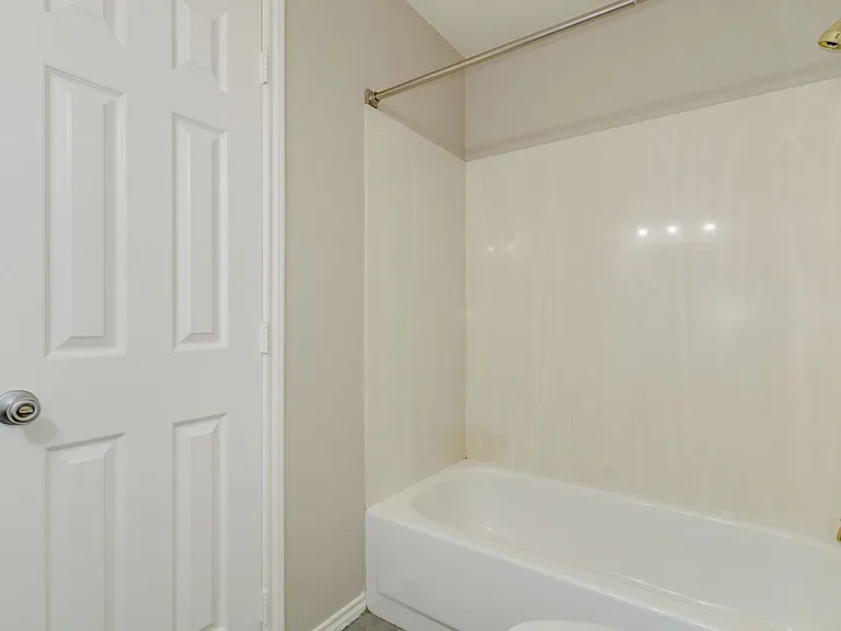 4314 E Juanita Ave — Photo 34