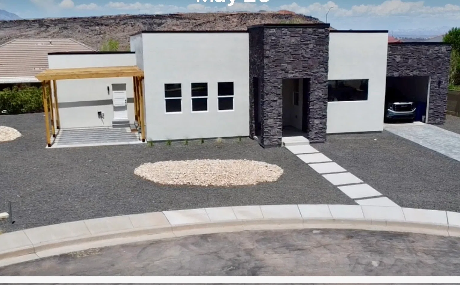 854 Crystal Dr — Photo 1