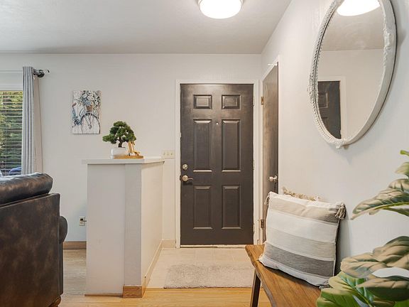 4th image of 1516 Torthay Pl